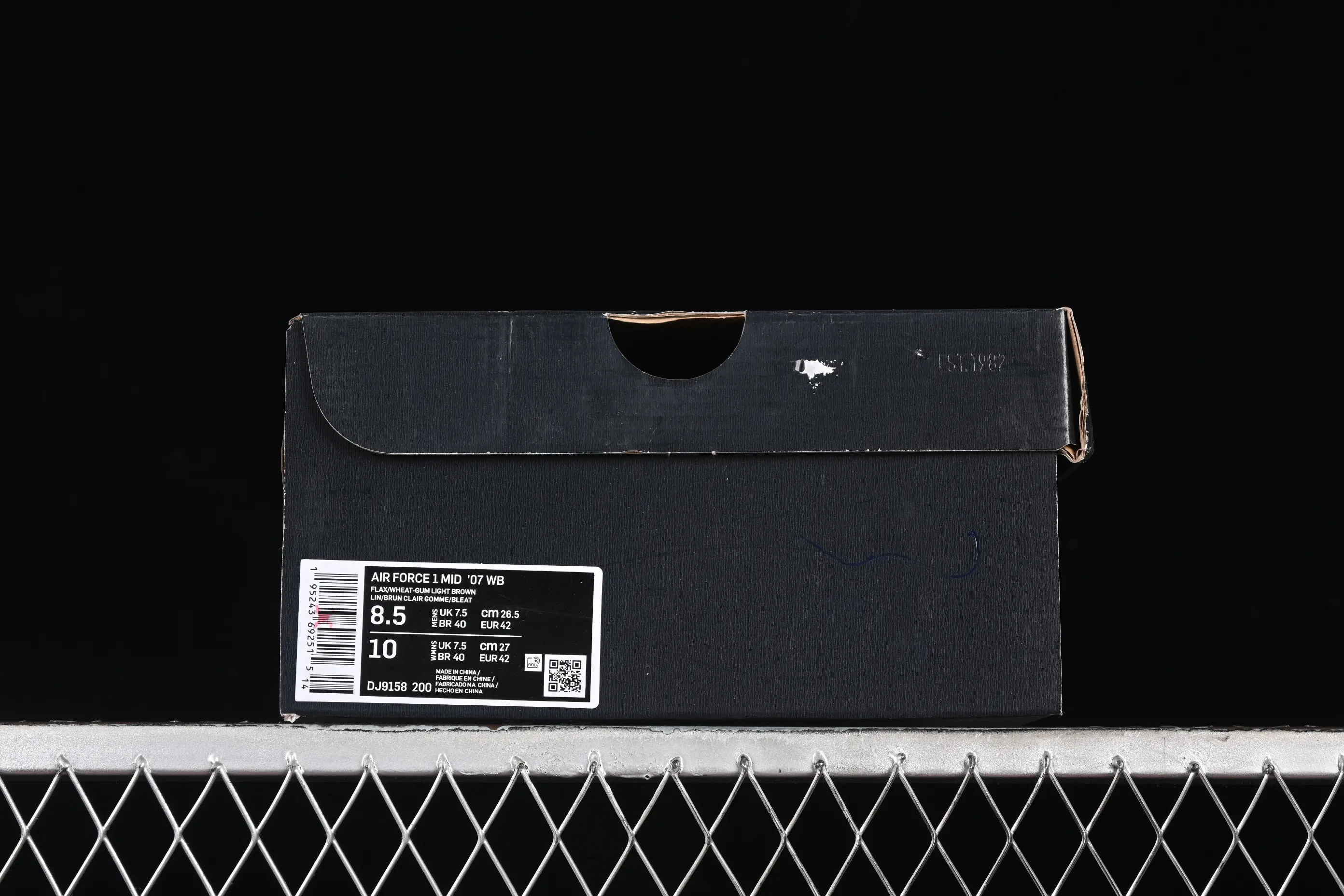 All categories Nk Air Force 1 Air Force series Nk Air Force 1 Mid Air Force mid-top #ZG version Nk Air Force 1'07 Mid Air Force 1 wheat-colored suede Chinese casual sneakers DJ9158-200